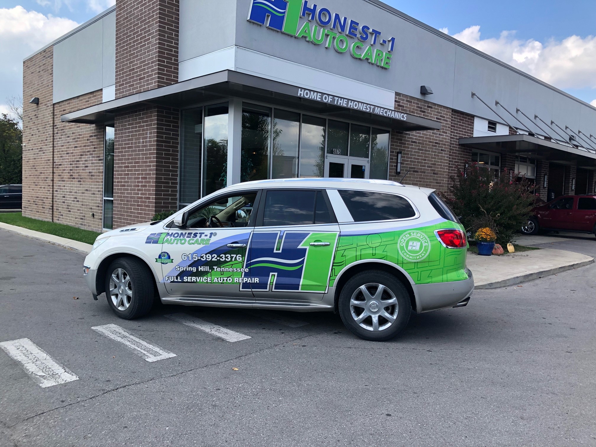 Complimentary Local Shuttle Service | Honest-1 Auto Care Spring Hill